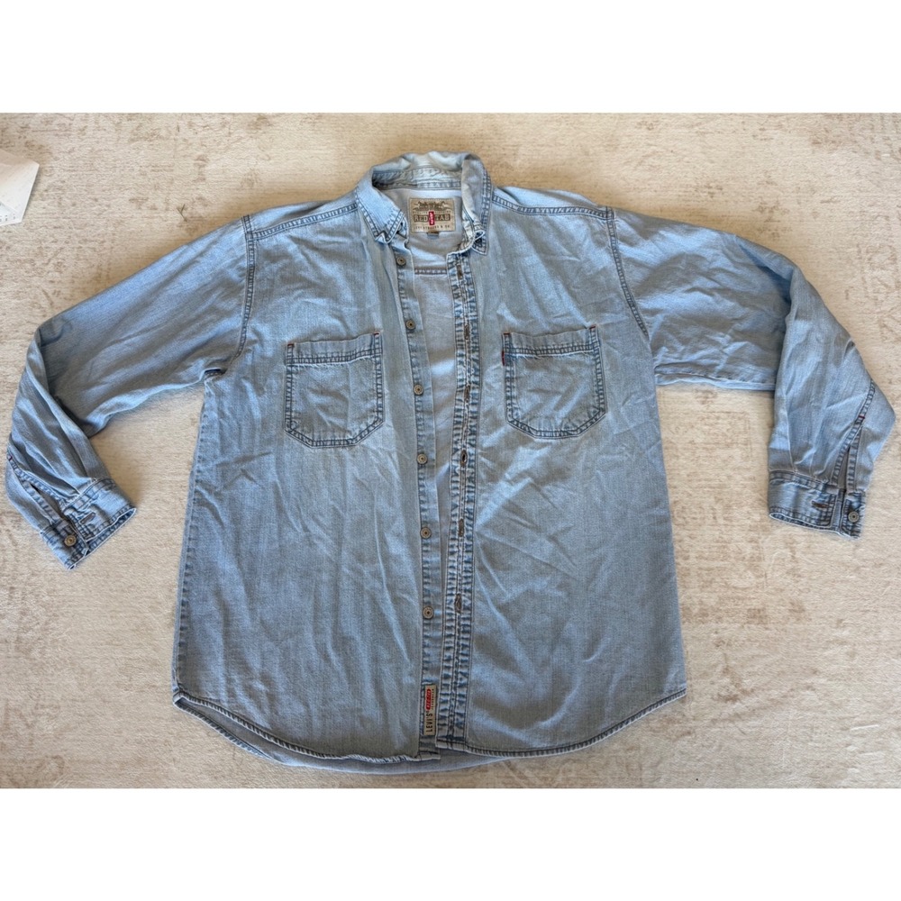 Vintage Levis Red Tab Denim Shirt Mens Light Wash Long Sleeve Button Down Cotton